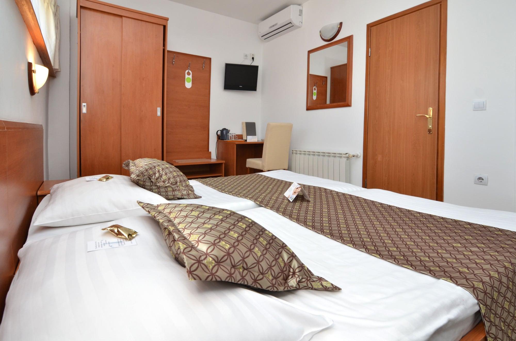 Hotel Neboder Рієка Екстер'єр фото
